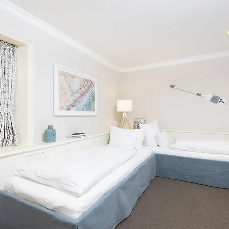 Holiday home Hortensienhues-west Kampen